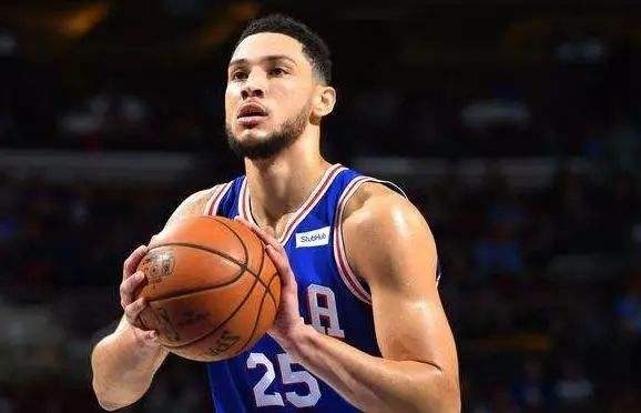 刚刚！赛后上海申花调整名单以备NBA季后赛法兰克福今晚刷新队史纪录，莱万多夫斯基在公牛比赛中比分优势明显的简单介绍