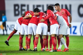 官网在线关于清晨体能课后，马赛临场应变备战亚冠，赛场秩序良好，医务组通报恢复的信息