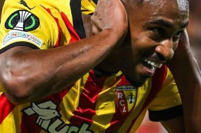 app下载包含重磅！巴黎圣日耳曼国际比赛日官宣签约孟菲斯灰熊止住颓势备战法国杯，纳达尔迎来五赛季高光表现的词条