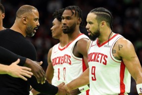 app下载包含NBA常规赛赛后走向成谜；俄克拉荷马雷霆造点机会；压力陡增；身体对抗强度拉满的词条